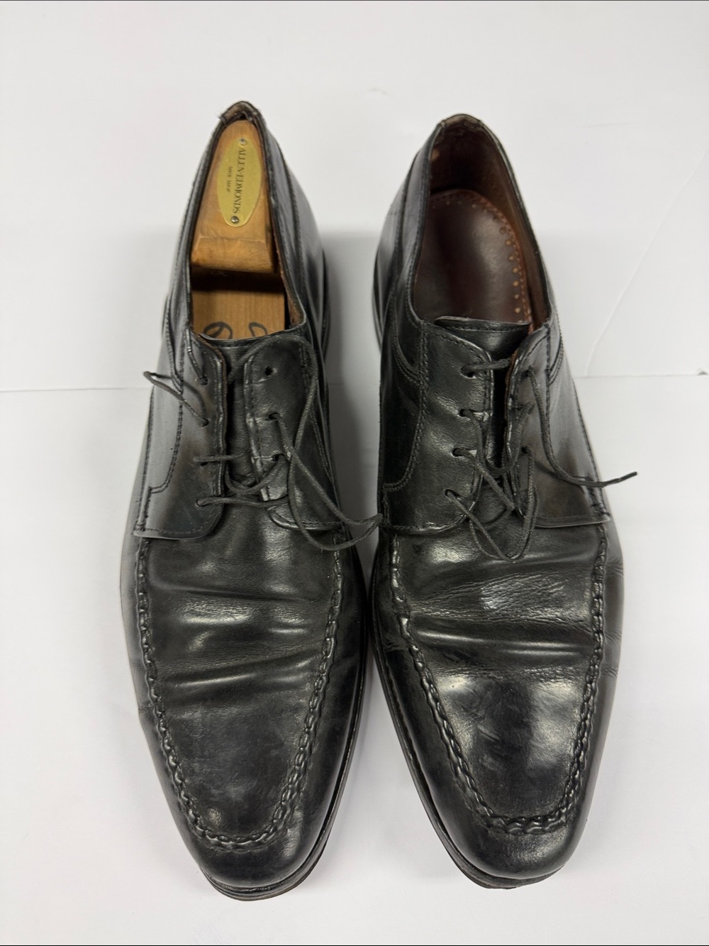 Allen Edmonds Classic Black Leather Lace-Up Dress Shoes